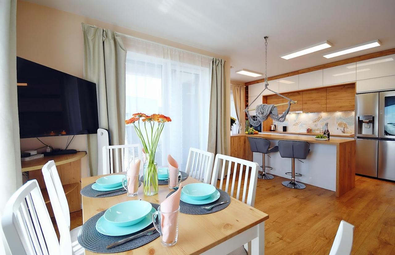 Apartament Premium Mikiniki Kolobrzeg Apartamento Exterior foto